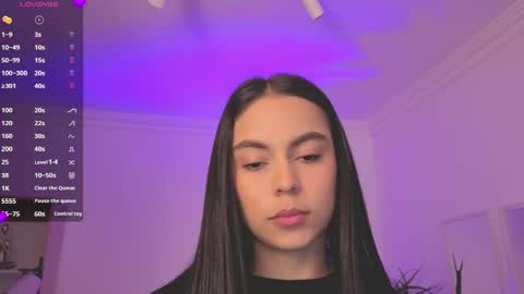 Alejandra online show from 06.04.26