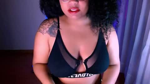 Alejandra  online show from 01.23.25