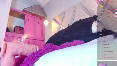 alejandra martins online show from 01.12.25