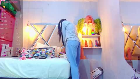 alejandra martins online show from 12.17.25