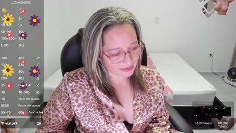 Snapshot of alejandra_milf_ chatting on 02.05.25 alejandra online show from 02.05.25