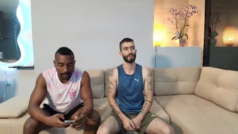 Snapshot of alejandro_bigcock chatting on 02.25.25 Alejandro Hernndez online show from 02.25.25