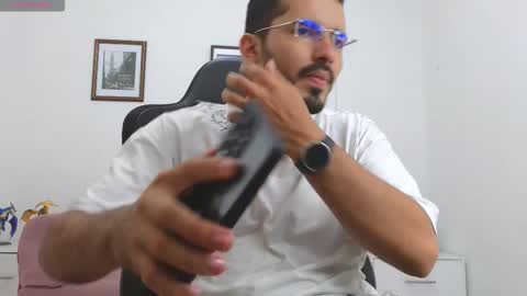 alejandroo_7 online show from 10.08.25