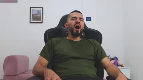 alejandroo_7 online show from 02.12.26