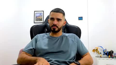 Snapshot of alejandroo_7 chatting on 07.23.26 alejandroo_7 online show from 07.23.26