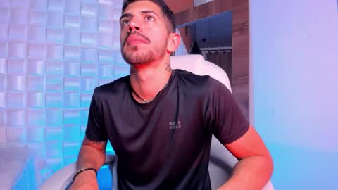 Snapshot of alejandrostorm chatting on 12.05.25 Alejo online show from 12.05.25