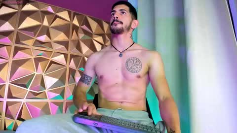 Alejo  online show from 01.08.26