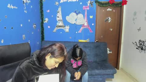 Snapshot of alejita_smithh chatting on 01.24.25 zoe and Kataleya online show from 01.24.25