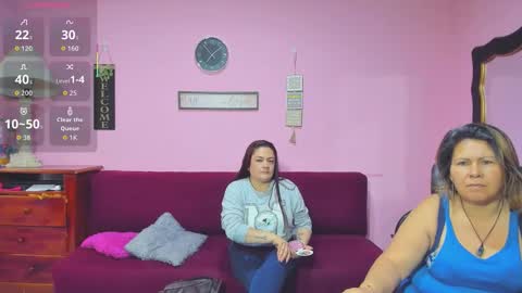 Snapshot of alejita_smithh chatting on 10.14.25 zoe and Kataleya online show from 10.14.25