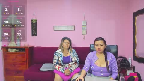 Snapshot of alejita_smithh chatting on 11.18.25 zoe and Kataleya online show from 11.18.25