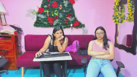 zoe and Kataleya online show from 01.13.26