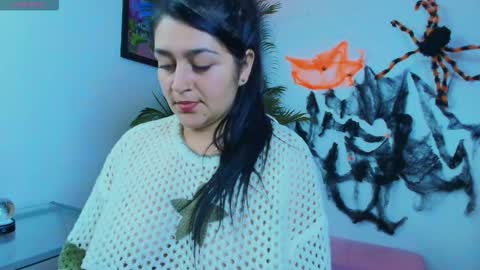 Snapshot of alejitasweet1 chatting on 10.21.25 aleja online show from 10.21.25