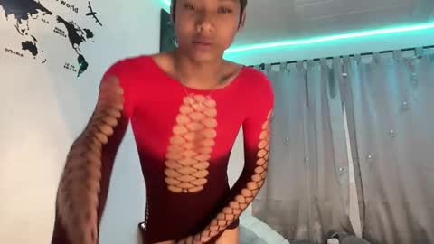Snapshot of alejo_cute chatting on 05.27.26 alejo_cute online show from 05.27.26