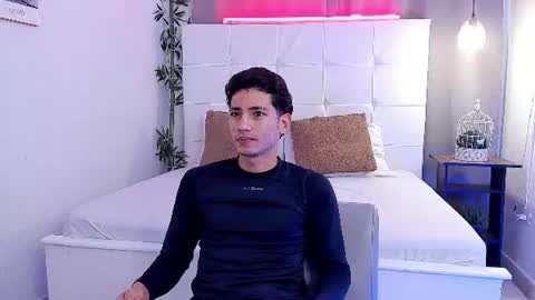 Snapshot of alejo_exotic chatting on 06.18.26 alejo_exotic online show from 06.18.26