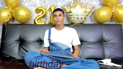 Snapshot of alejo_peverell chatting on 09.17.25 alejo peverell online show from 09.17.25