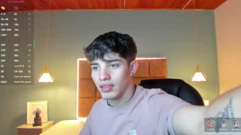 ALejoo Saenz online show from 10.24.25