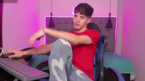 ALejoo Saenz online show from 04.20.26