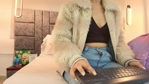 aleka_williams_ online show from 11.14.25