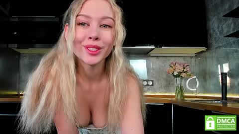 Snapshot of aleksa_cutie chatting on 01.23.25 Next stream - 2 dec - online show from 01.23.25