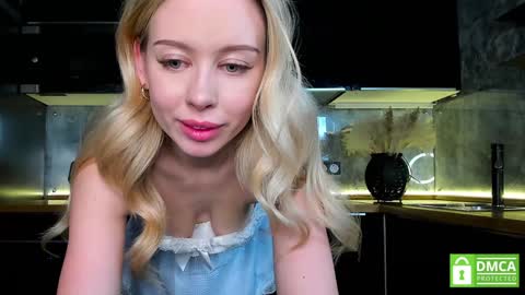 Snapshot of aleksa_cutie chatting on 01.25.25 Next stream - 2 dec - online show from 01.25.25