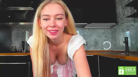 Snapshot of aleksa_cutie chatting on 09.14.25 Next stream - 2 dec - online show from 09.14.25