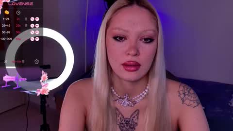 aleksacandy online show from 11.16.25