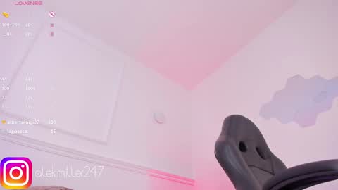 Snapshot of aleksandra_miller chatting on 01.23.25 Aleksandra online show from 01.23.25