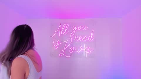 Aleksandra  online show from 12.14.25