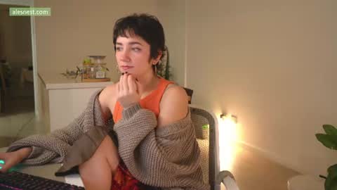 Snapshot of alemaniababe chatting on 07.15.26 Ale online show from 07.15.26