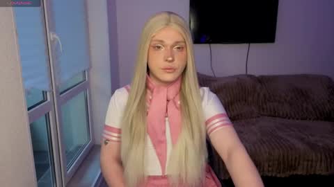 ALENA  INDEPENDENT MODEL online show from 04.26.26