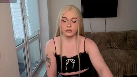 ALENA  INDEPENDENT MODEL online show from 04.27.26