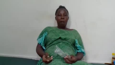 Noreen Kennth and Emilly online show from 02.12.25