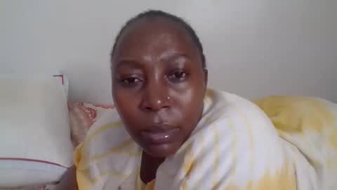 Snapshot of alesha_ chatting on 12.19.25 Noreen Kennth and Emilly online show from 12.19.25