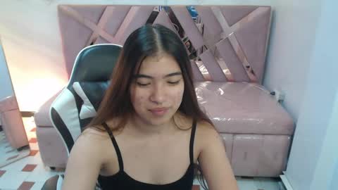 Snapshot of alesia_v chatting on 06.08.26 Live 1000pm 600am COLOMBIAN HOUR online show from 06.08.26