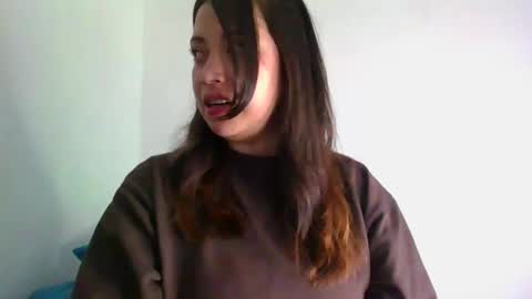 QUEEN OFF MILk  IM BACK  15 NOV online show from 04.03.26