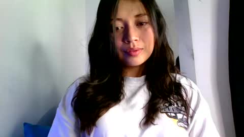 Snapshot of aleska_dollx chatting on 06.08.26 QUEEN OFF MILk IM BACK 15 NOV online show from 06.08.26