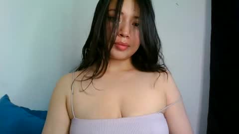 Snapshot of aleska_dollx chatting on 06.19.26 QUEEN OFF MILk IM BACK 15 NOV online show from 06.19.26