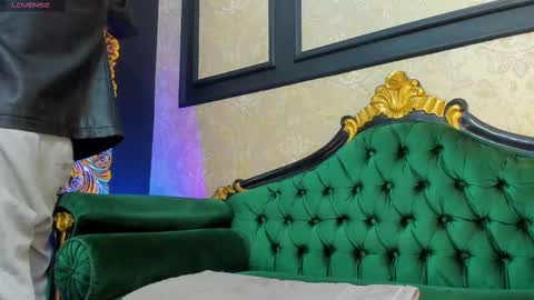 Alessandro King online show from 09.10.25