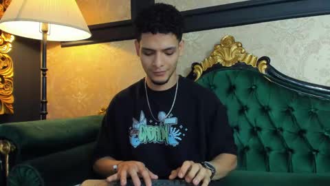Snapshot of aless_king chatting on 04.13.26 Alessandro King online show from 04.13.26