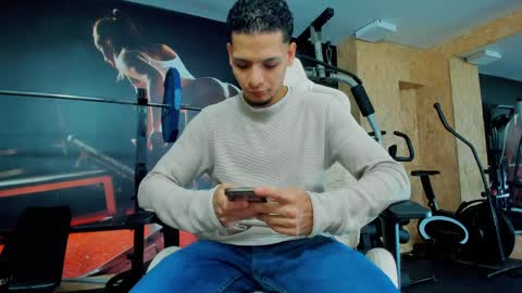 Snapshot of aless_king chatting on 04.24.26 Alessandro King online show from 04.24.26