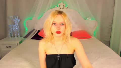 alessakiss online show from 12.18.25