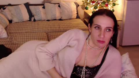 Snapshot of alessandra_foxy chatting on 12.29.24 Sandra online show from 12.29.24