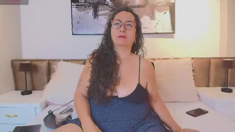 Alessandra online show from 04.19.26