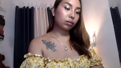 Snapshot of alessandramore chatting on 05.19.26 Alessandra online show from 05.19.26
