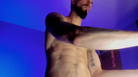 Kciqu3  Independent model online show from 01.25.25