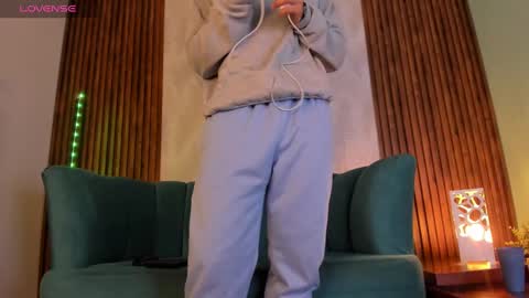 Alessandro Dybala online show from 01.24.25