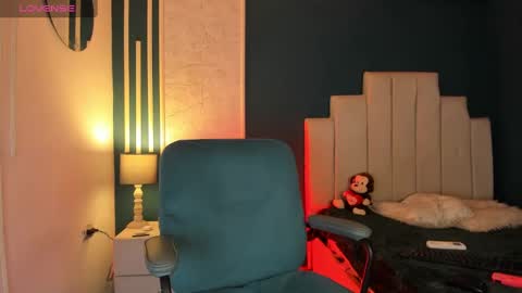 Alessandro Dybala online show from 02.26.25