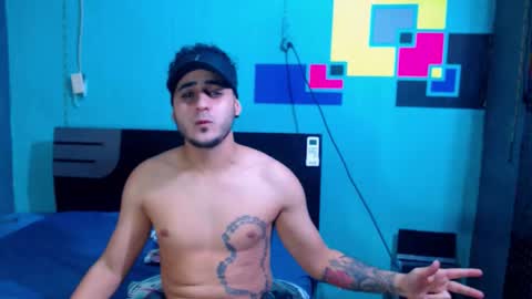 Snapshot of alessandrobooy chatting on 12.16.25 alessandro online show from 12.16.25