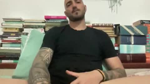 Snapshot of alessandromori91 chatting on 04.21.26 alessandromori91 online show from 04.21.26