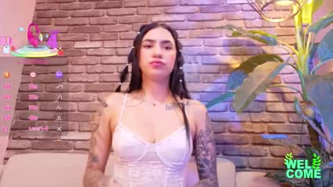 Sara online show from 10.23.25